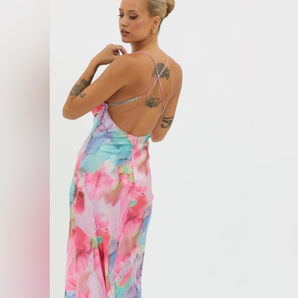 NEW Saints & Secrets Libby Scoop Back Maxi Dress Abstract Pink Women’s M - Picture 4 of 11